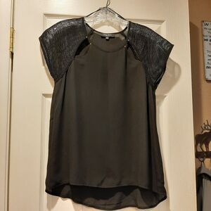 Papillon Womans Blouse Top Black M Mesh Shoulder Cutout Pullover